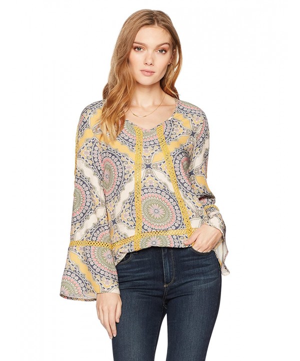 Ella Moon Womens Shoulder Medallion